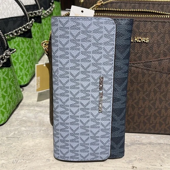 Michael Kors Jet Set Large Logo Trifold WalletAdmiral Multi NWT